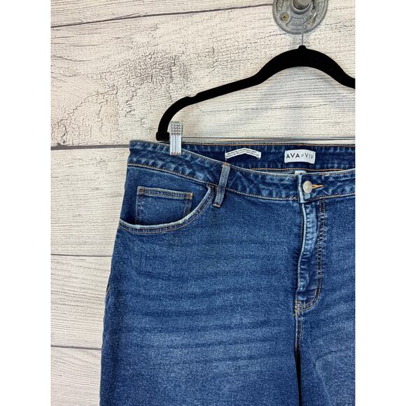 Ava & Viv Plus Size High Rise Relaxed Bermuda Jean Shorts Size 20 - Picture 2 of 7